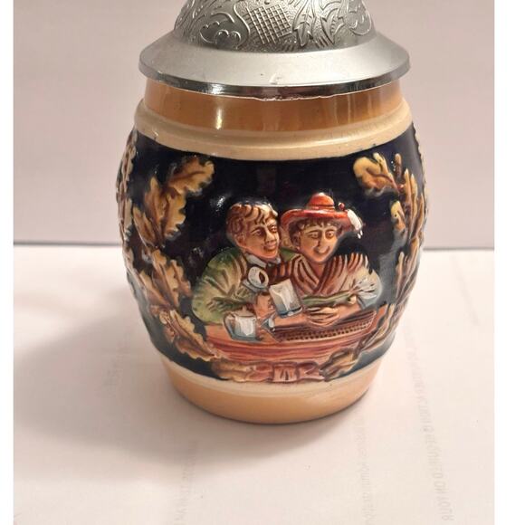 'Berchtesgaden' German Stein with 2" Lid. Hand Painted in Western Germany 5 inch - Picture 3 of 12